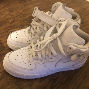 MID AIR FORCE 1 WHITE